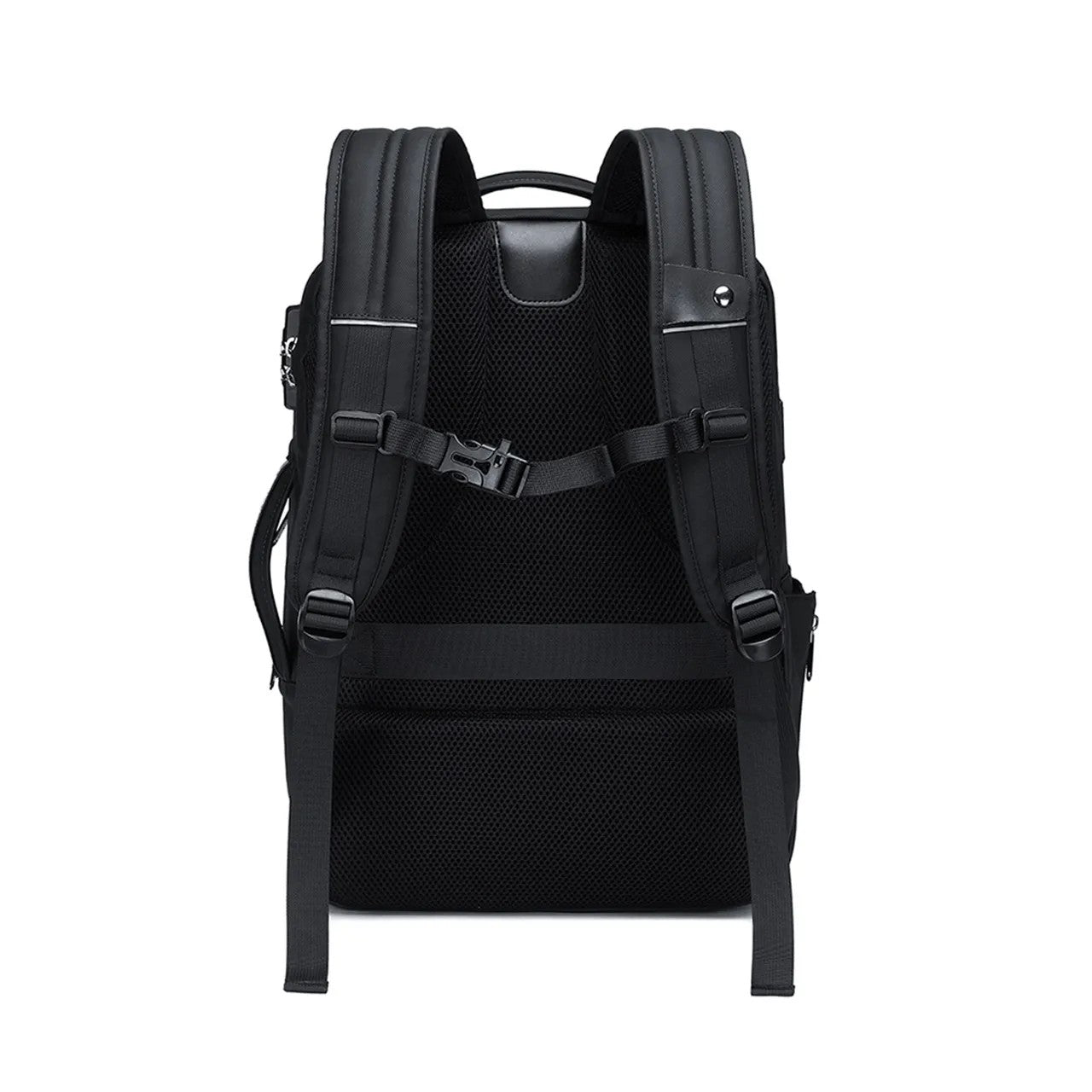 {GNCHEBAGBK} Green Lion Chelsea Travel Backpack - Black
