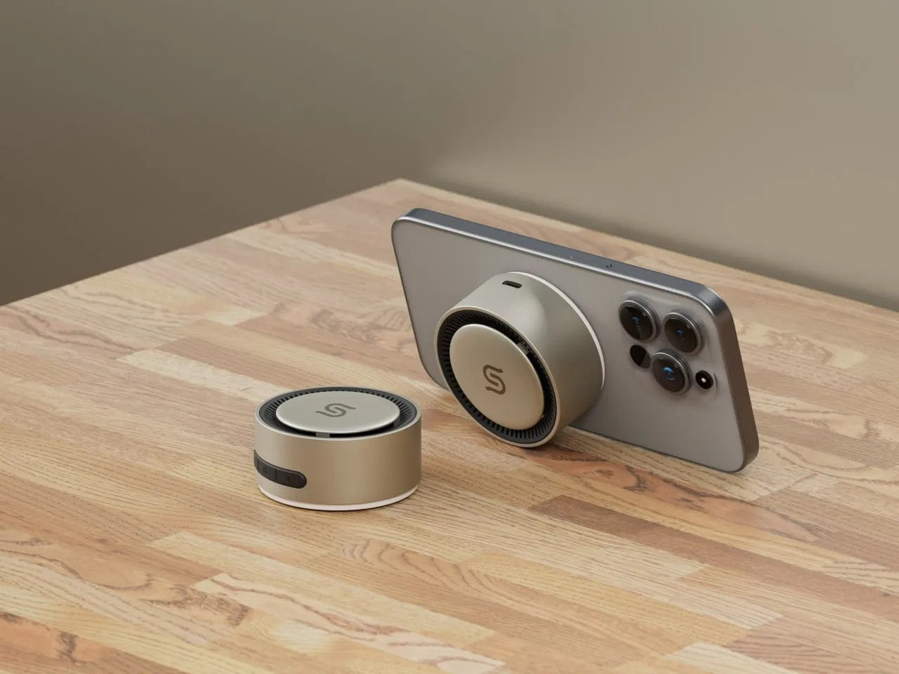{PD-STMWBS-TI} Porodo Soundtec Uniq Magnetic Wireless Charging Bluetooth Speaker - Titaniun