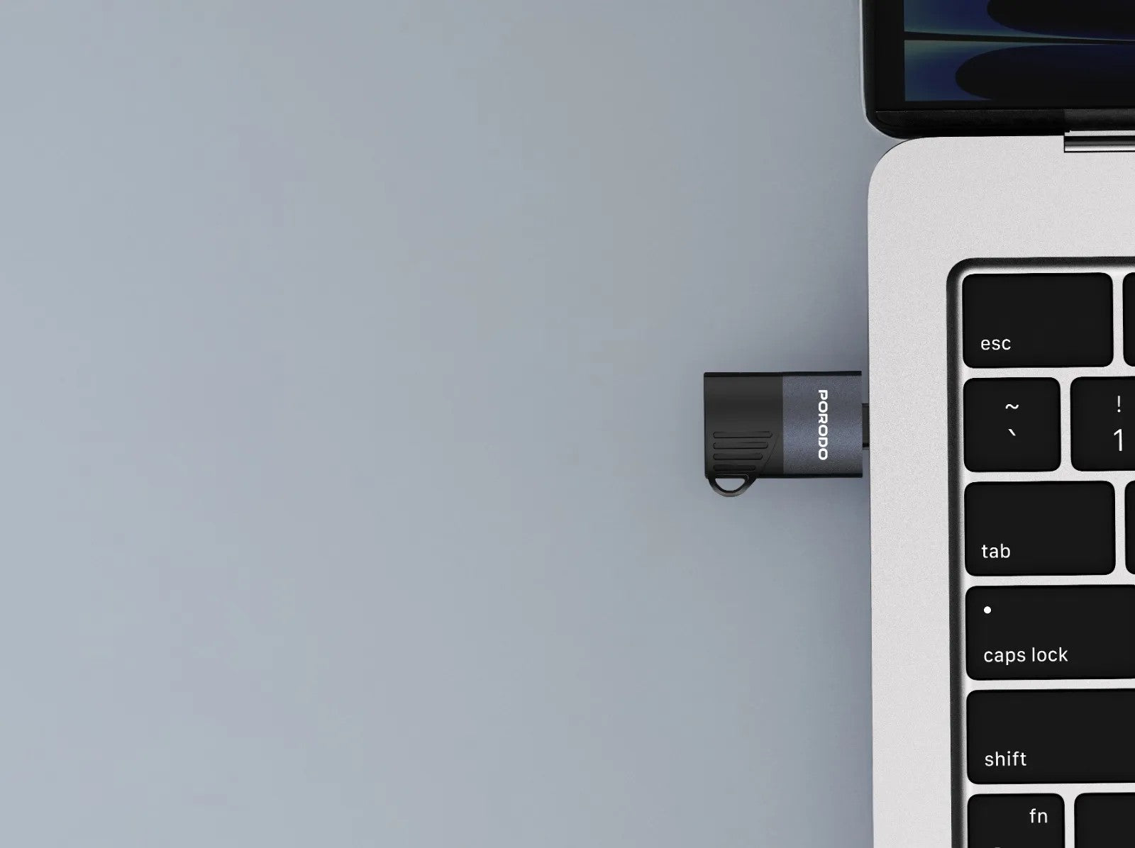 {PDETK18BK} Porodo USB-C OTG TF Card Reader - Black